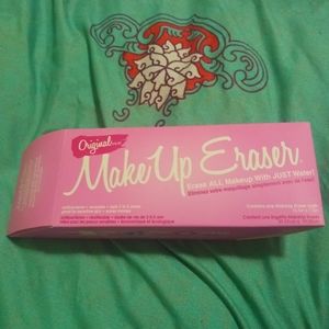 Make up eraser